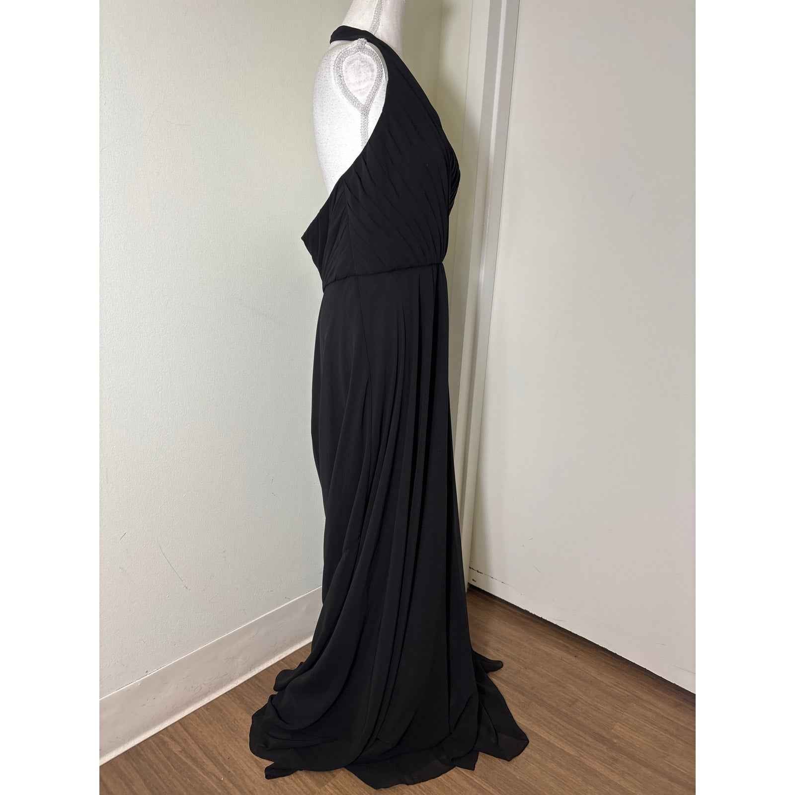 NWT Morilee Black Sleeveless Halter Style Ball Gown with Pleated Bodice Sz 14