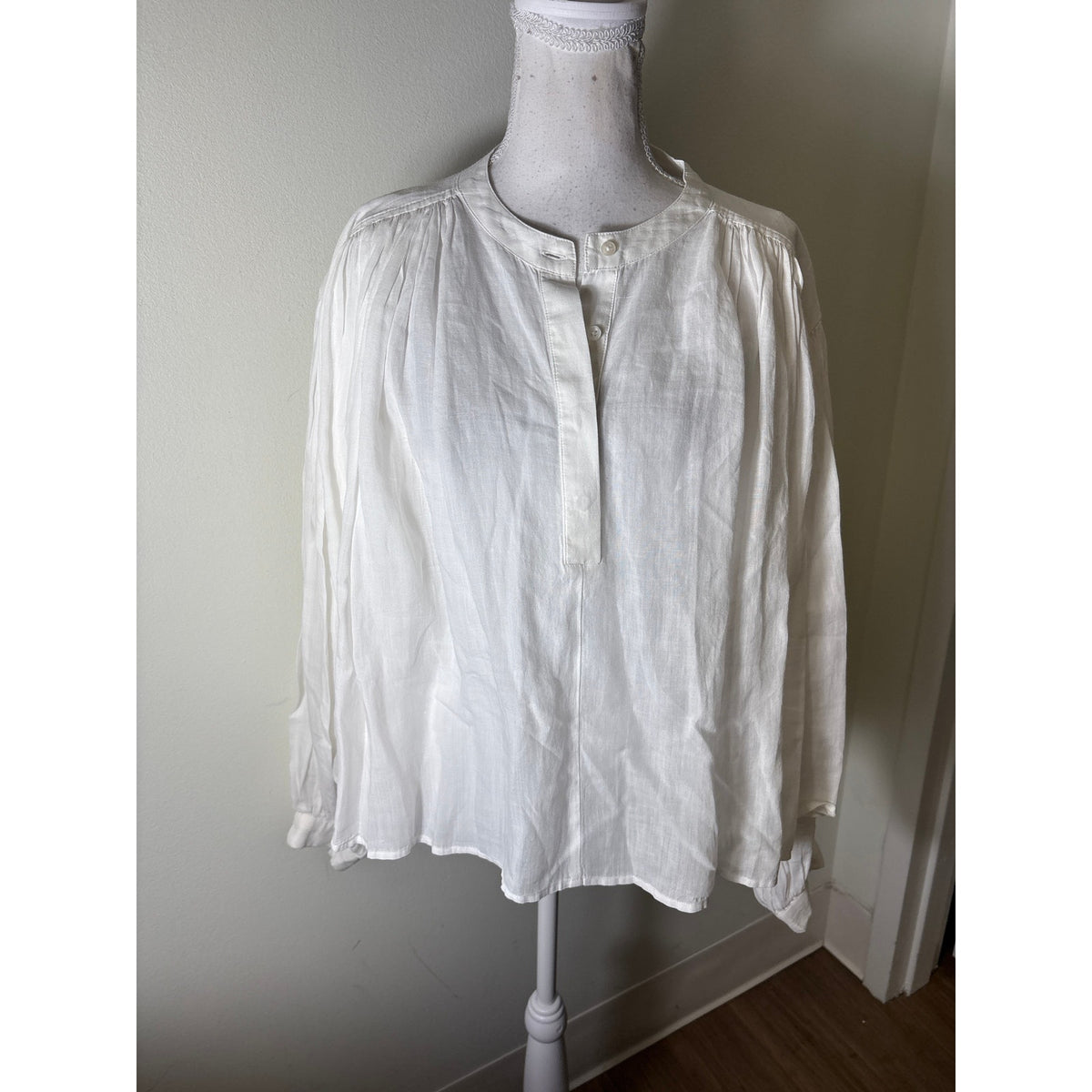Rohe White Swing Top Sz 38