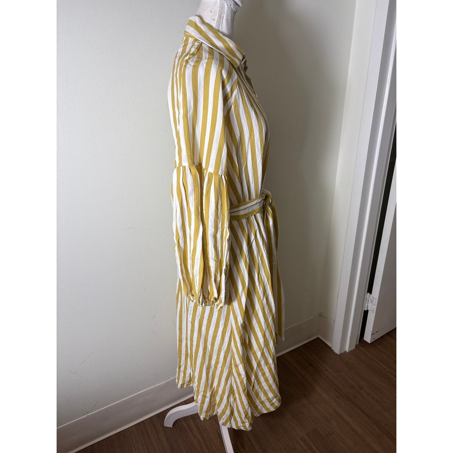 Jacquie The Label Green and White Stripe Button Up Belted Maxi Dress Sz L
