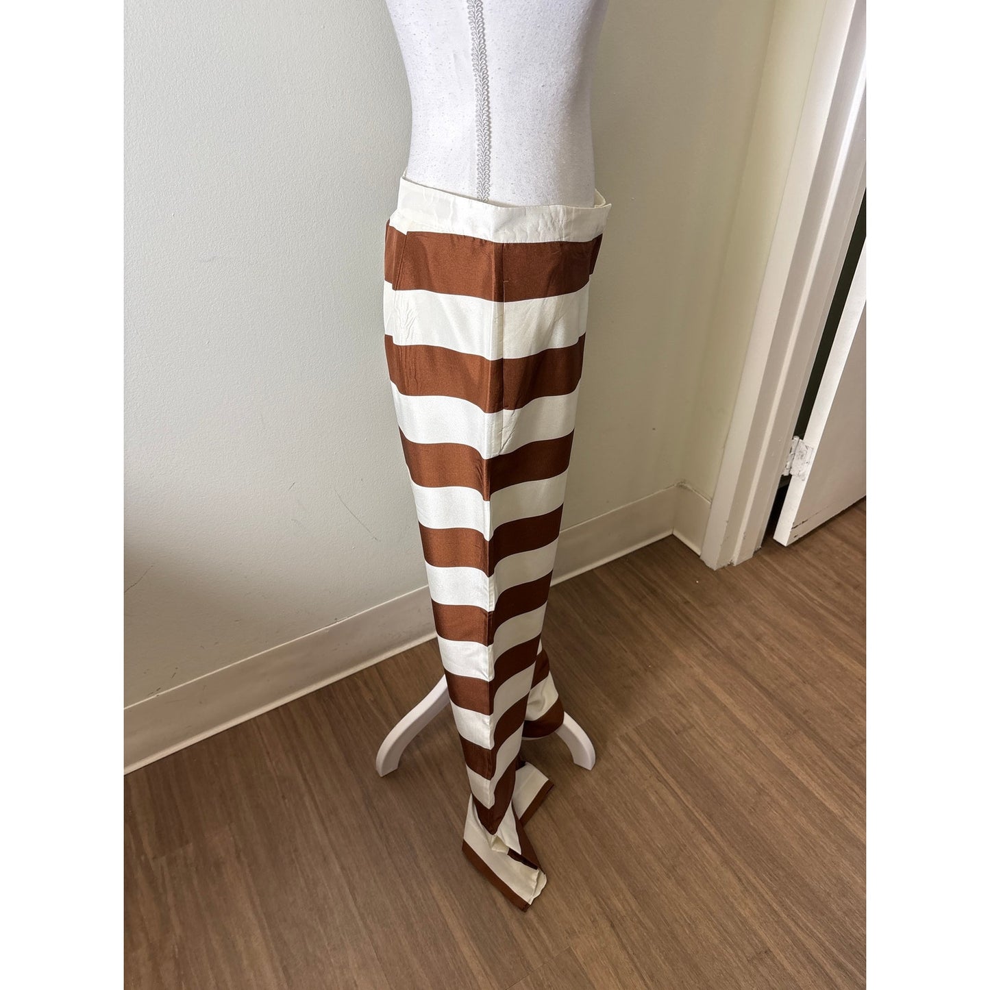 Cult Gaia Silk Cream and Brown Stripe Pant Sz 6