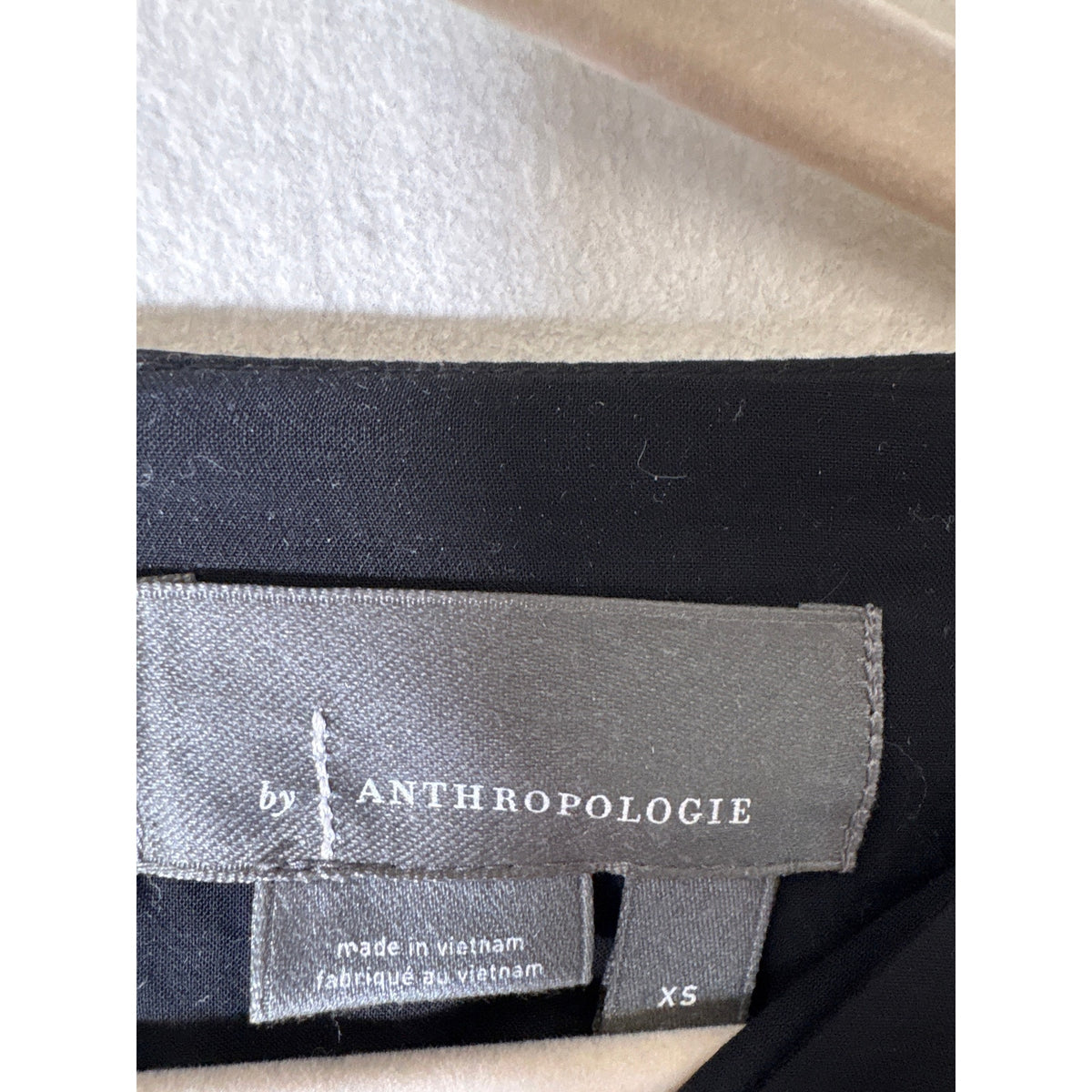 Anthropologie Black Cropped Bubble Hem Long Sleeve Top Sz XS