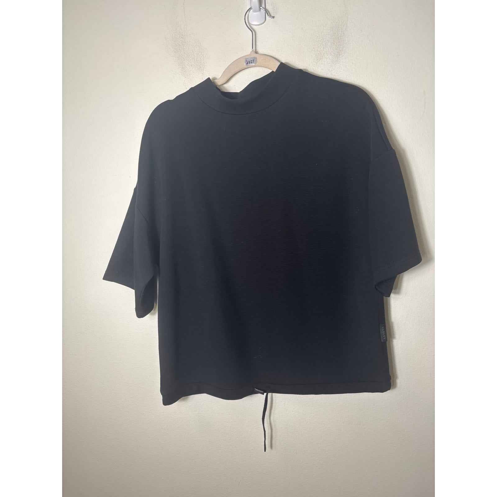 Varley Black Drawstring Waist Athleisure Top Sz xs