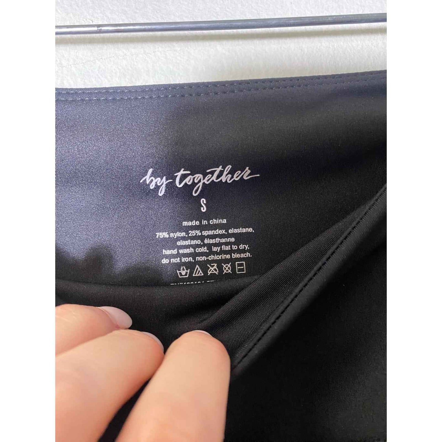 NWOT By Together Black Leggings 2 pockets Sz Sm