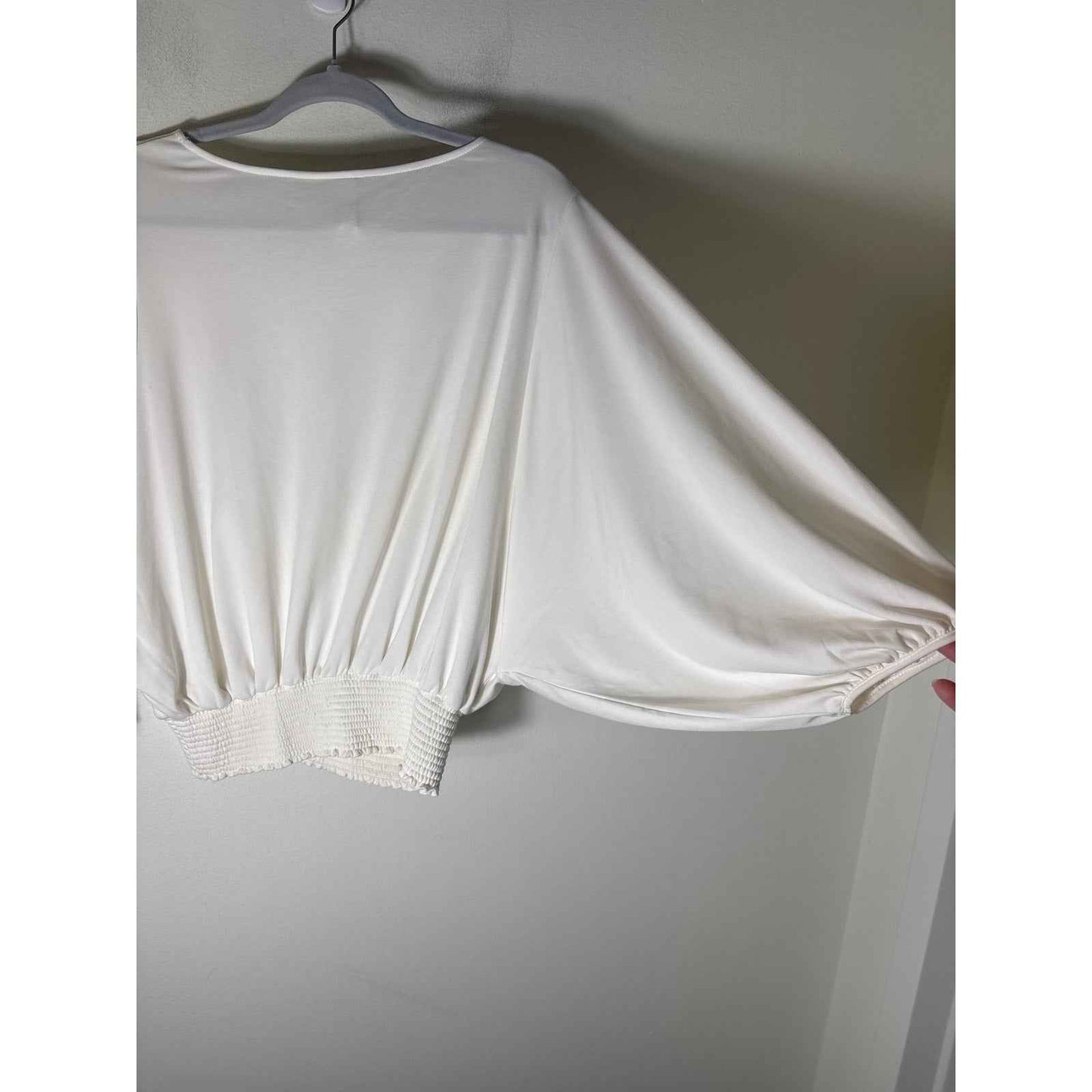 Gental Fawn Winter White Bat Wing Sleeves Smocked Waist Top Sz S