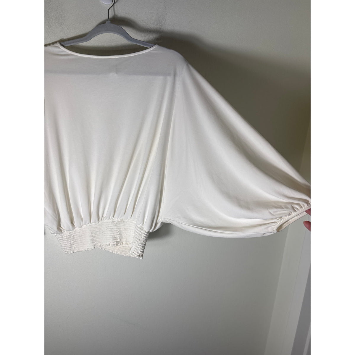 Gental Fawn Winter White Bat Wing Sleeves Smocked Waist Top Sz S