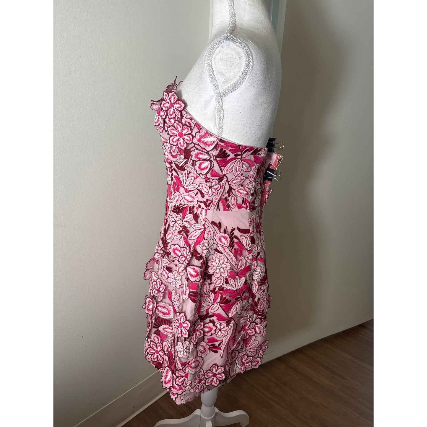 NWT Elliatt Roseate Mini Dress Sz M