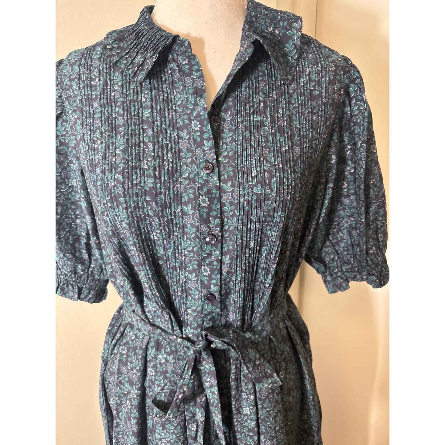 Travota Birds of Paradis Black and Green Floral  Maxi Dress Sz S