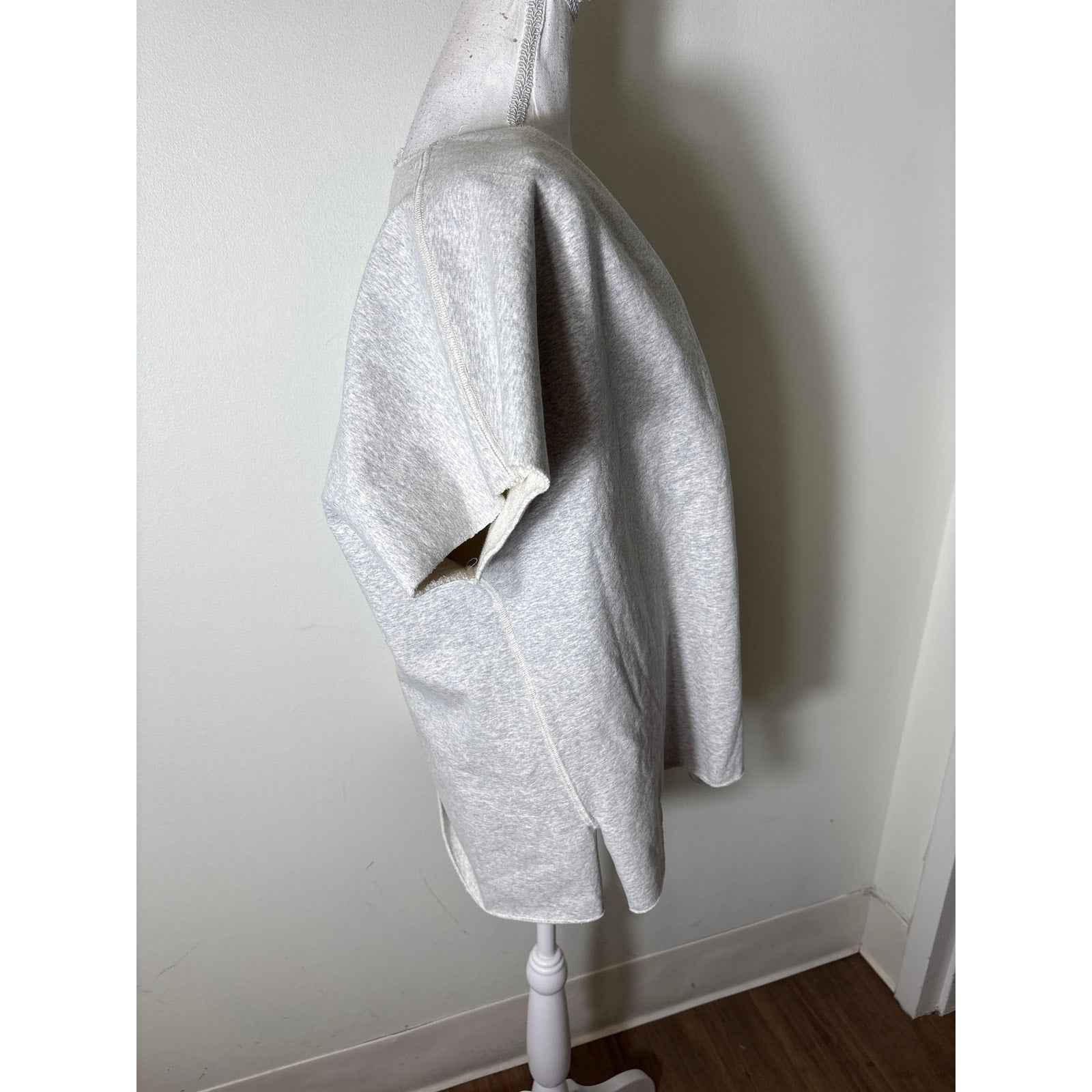 Ann Mashburn Gray Cap Sleeve Open Front Sweatshirt Sz L
