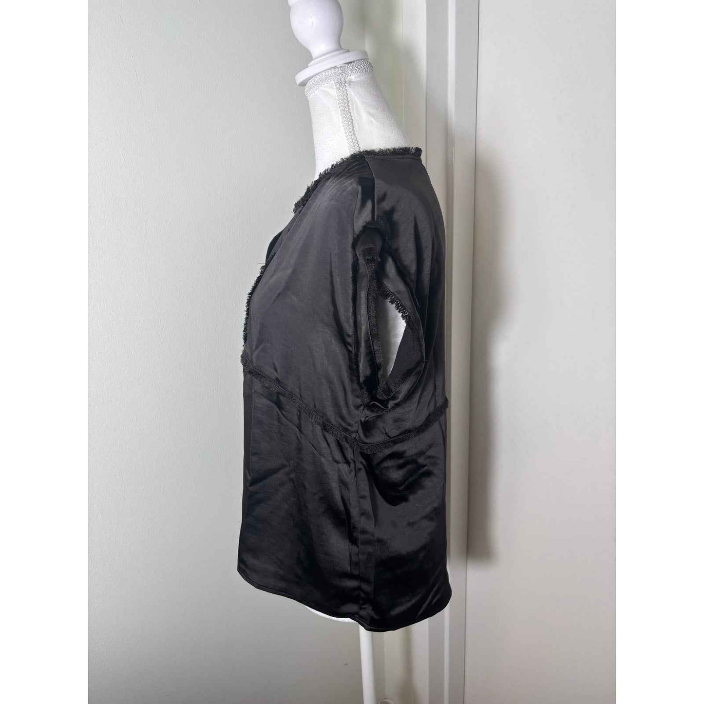 Melissa Nepton Black Sleeveless V-Neck Shirt Sz M