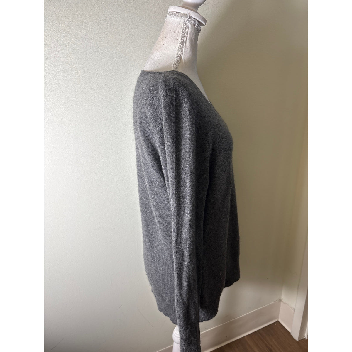 Alex Marie Gray Cashmere Pullover Sweater Sz L