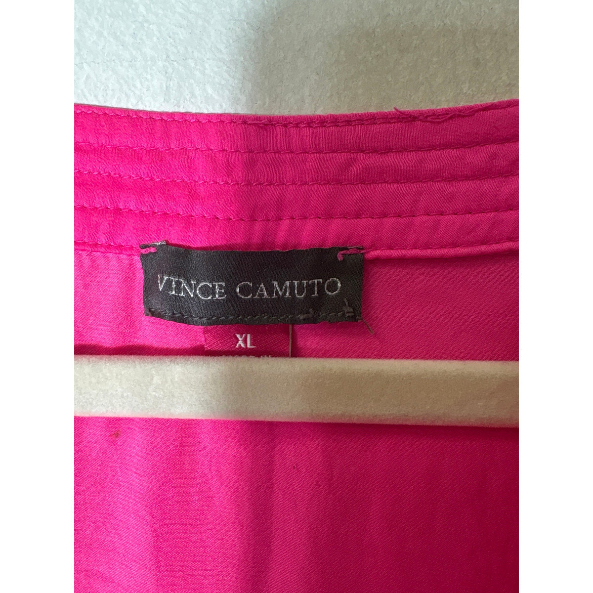 Vince Camuto Neon Pink V-Neck Half Puff Sleeve Shirt Sz XL