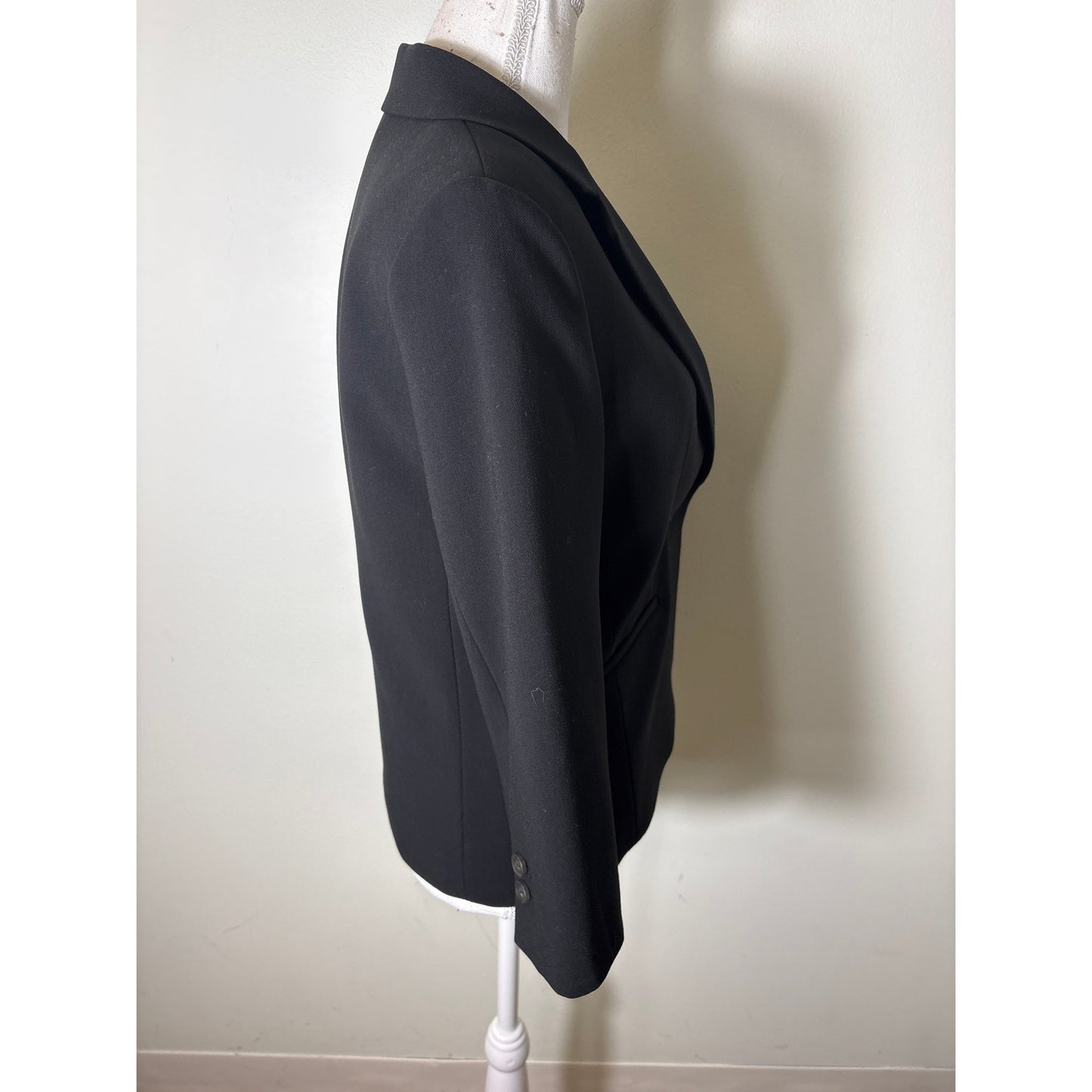 NWT Vince Black Blazer Sz 2
