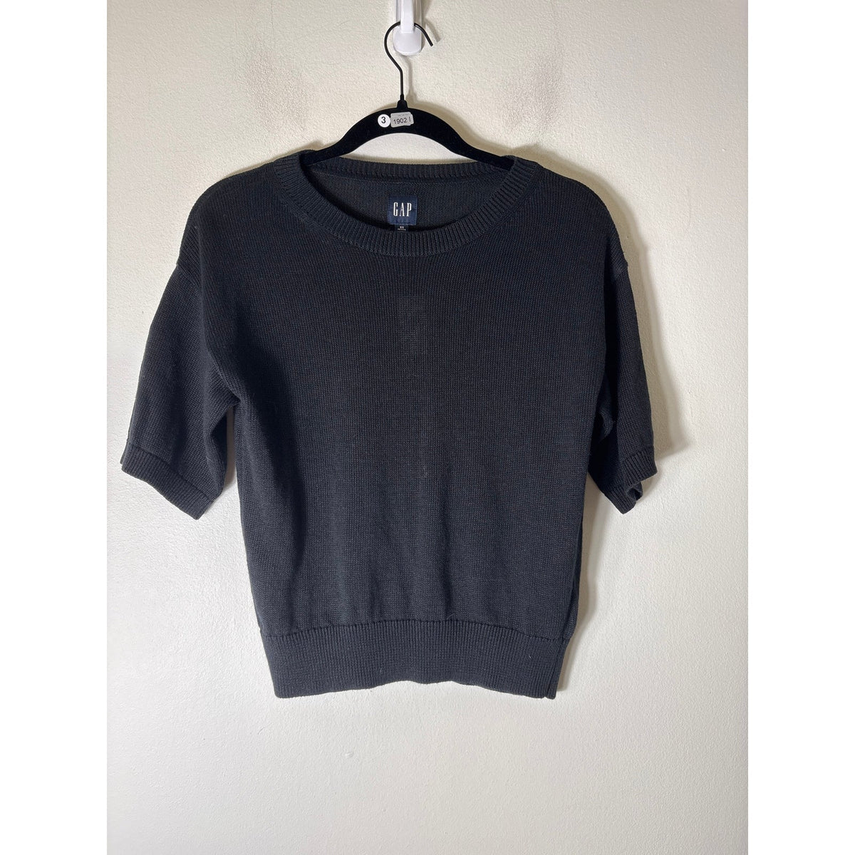 NWT Gap Black Light Weight Pullover Knit Top Sz XSP