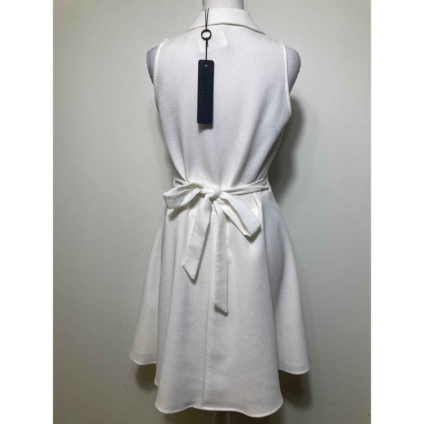 NWT Black Halo White SLeeveless Collared Knee Length Dress Sz S