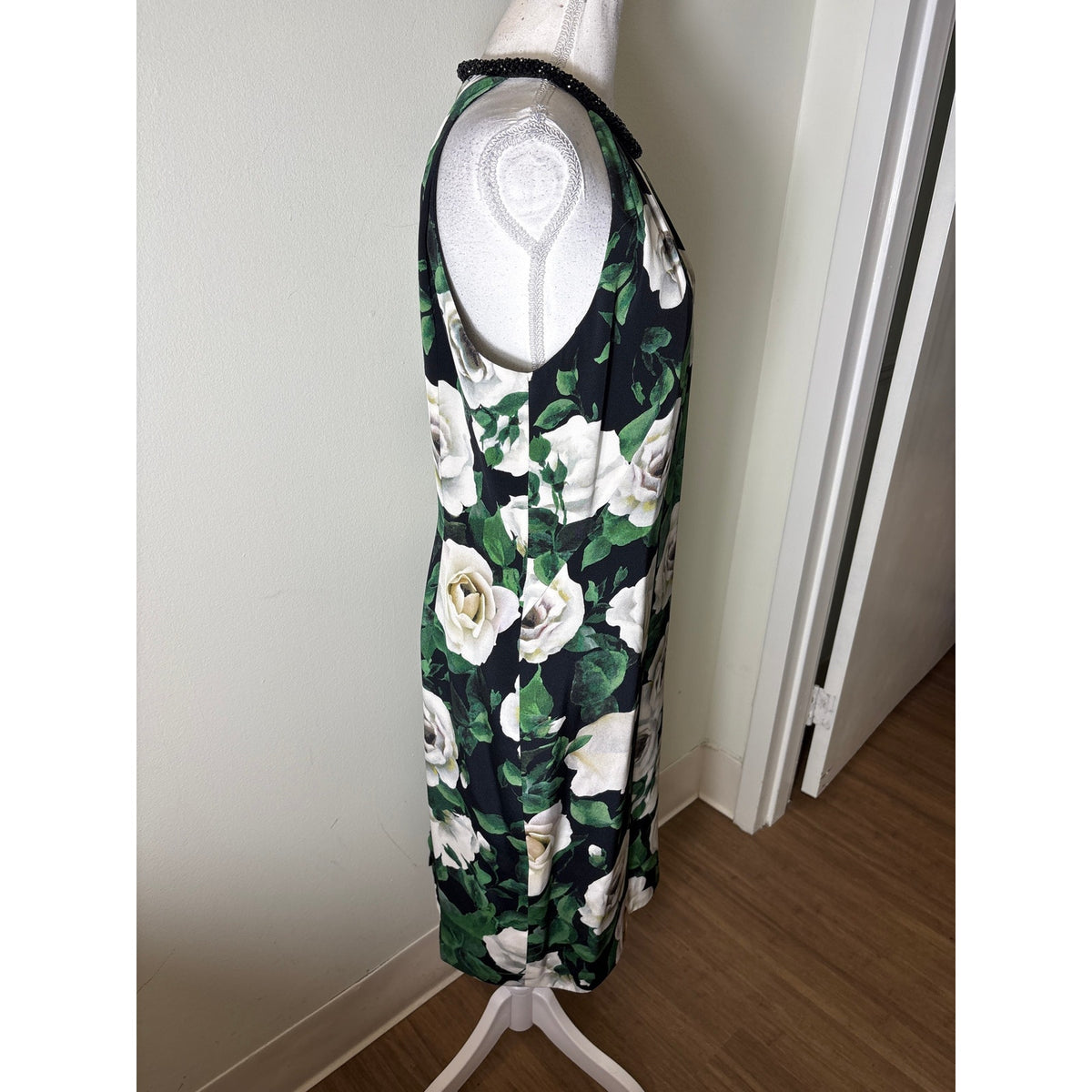 NWT Carmen Marc Valvo Green and Black Floral Knee Length Cocktail Dress Sz 14