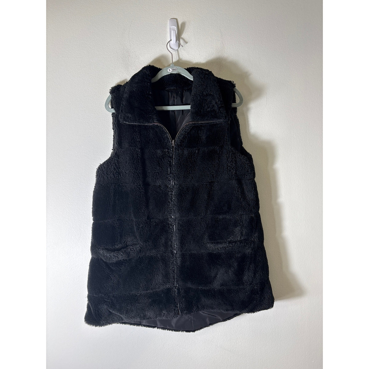 Cozy Black Reversible Sleeveless Zip Front Vest Sz XL