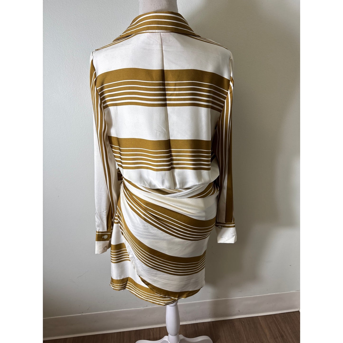 THML Off White Long Sleeve Above the Kne Faux Wrap Dress Sz S