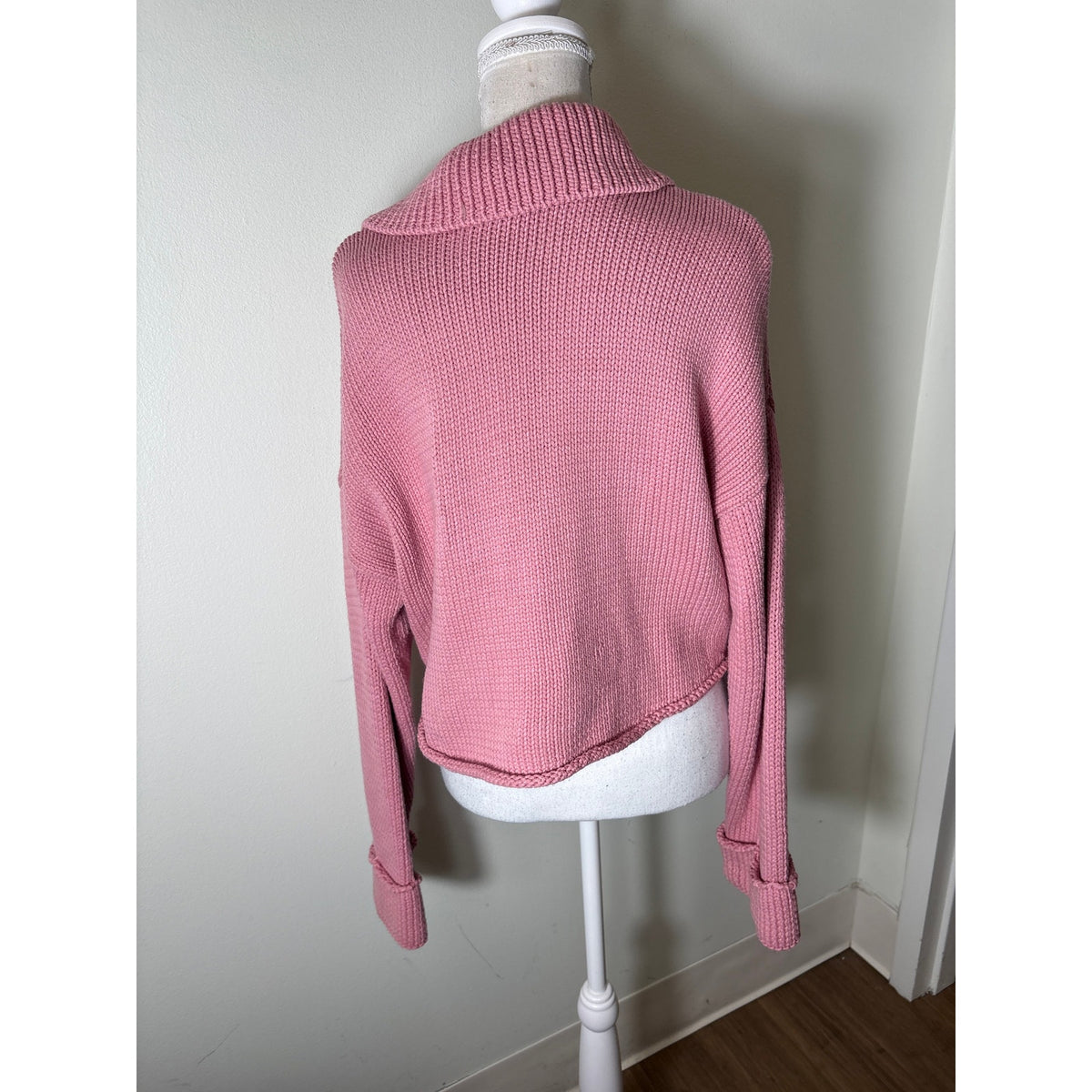 Show Me Your Mumu Pink Cropped Sweater Sz S
