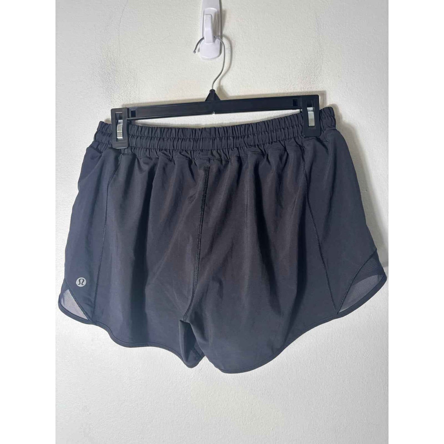 Lululemon Black Athletic Shorts 2.5" Inseam Sz 8