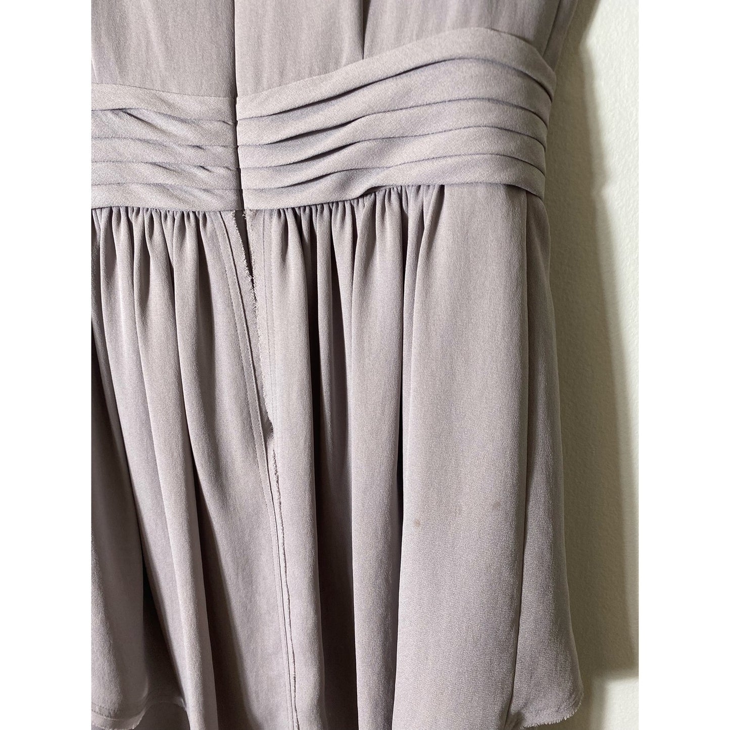 BCBG Maxazria  Gray Sleeveless Knee Length Cocktail Dress Sz 10