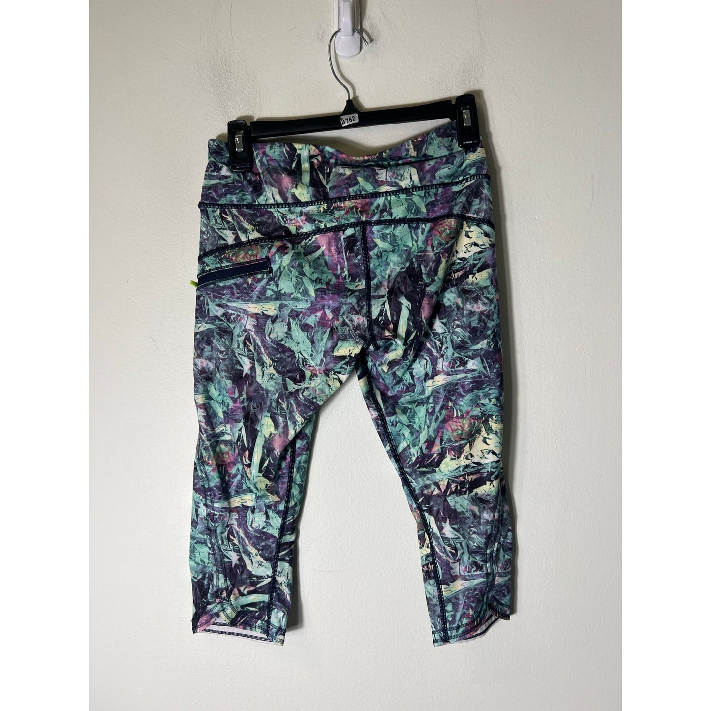 Lululemon Purple Green Print Below the Knee Size 6
