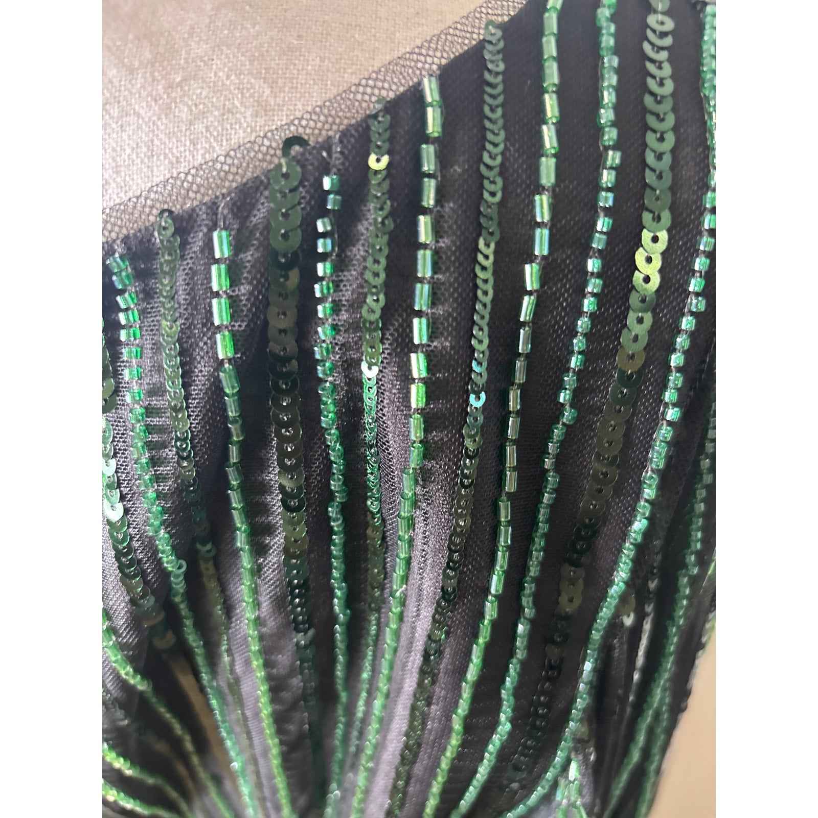 Marchesa Notte Black and Green V-Neck Floor Length Sleeveless Gown Sz 10