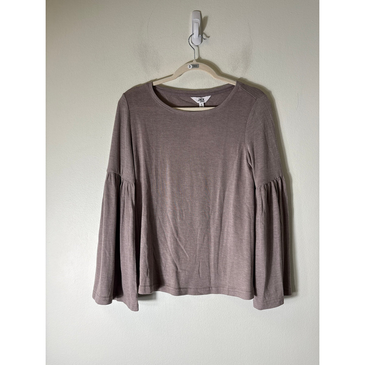 NWT BBa Dakota Wolf Brown Jack Wonderland Bell Sleeve Shirt Sz S