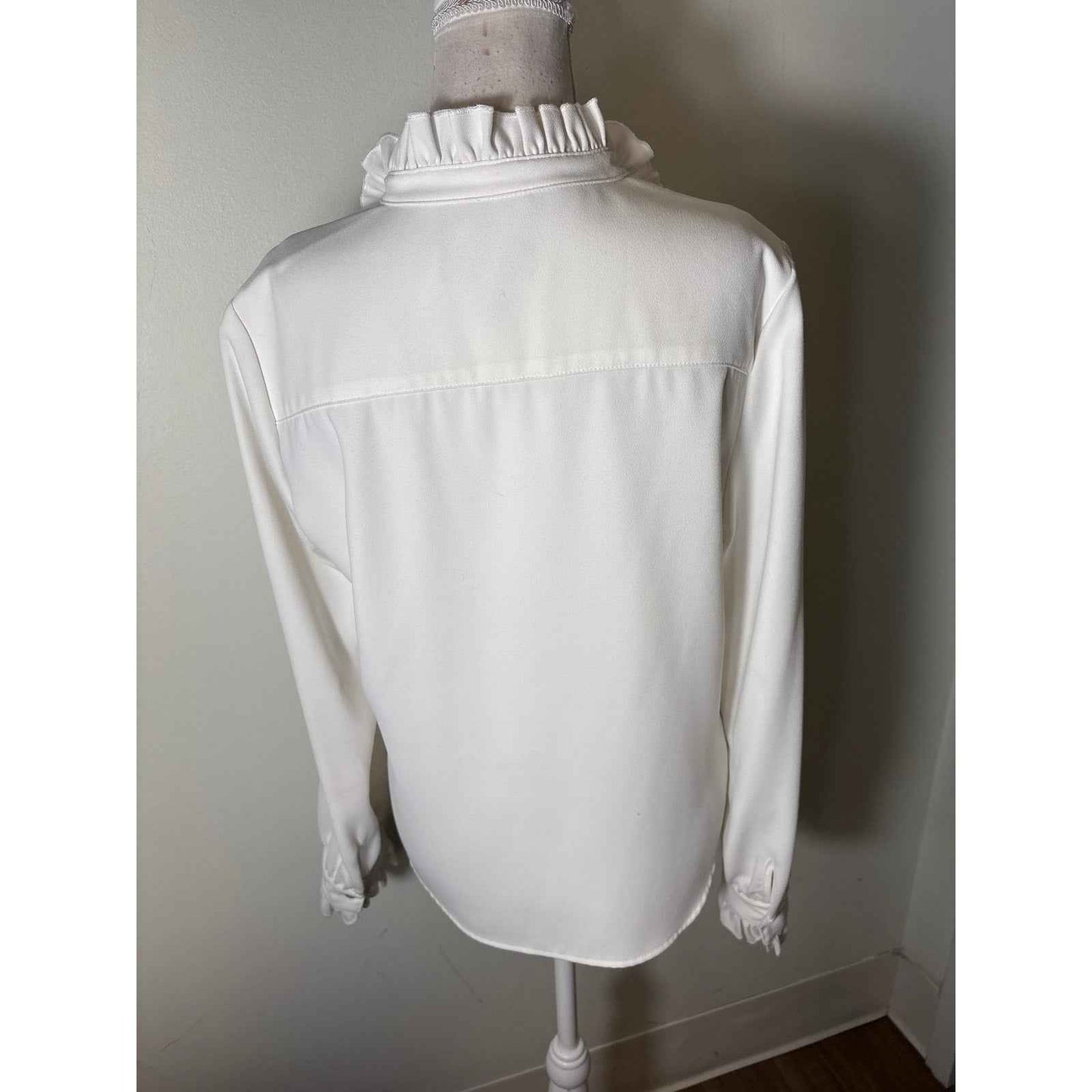 Fifteen Twenty Cream Ruffled Neck Long Sleeve Blouse Sz M