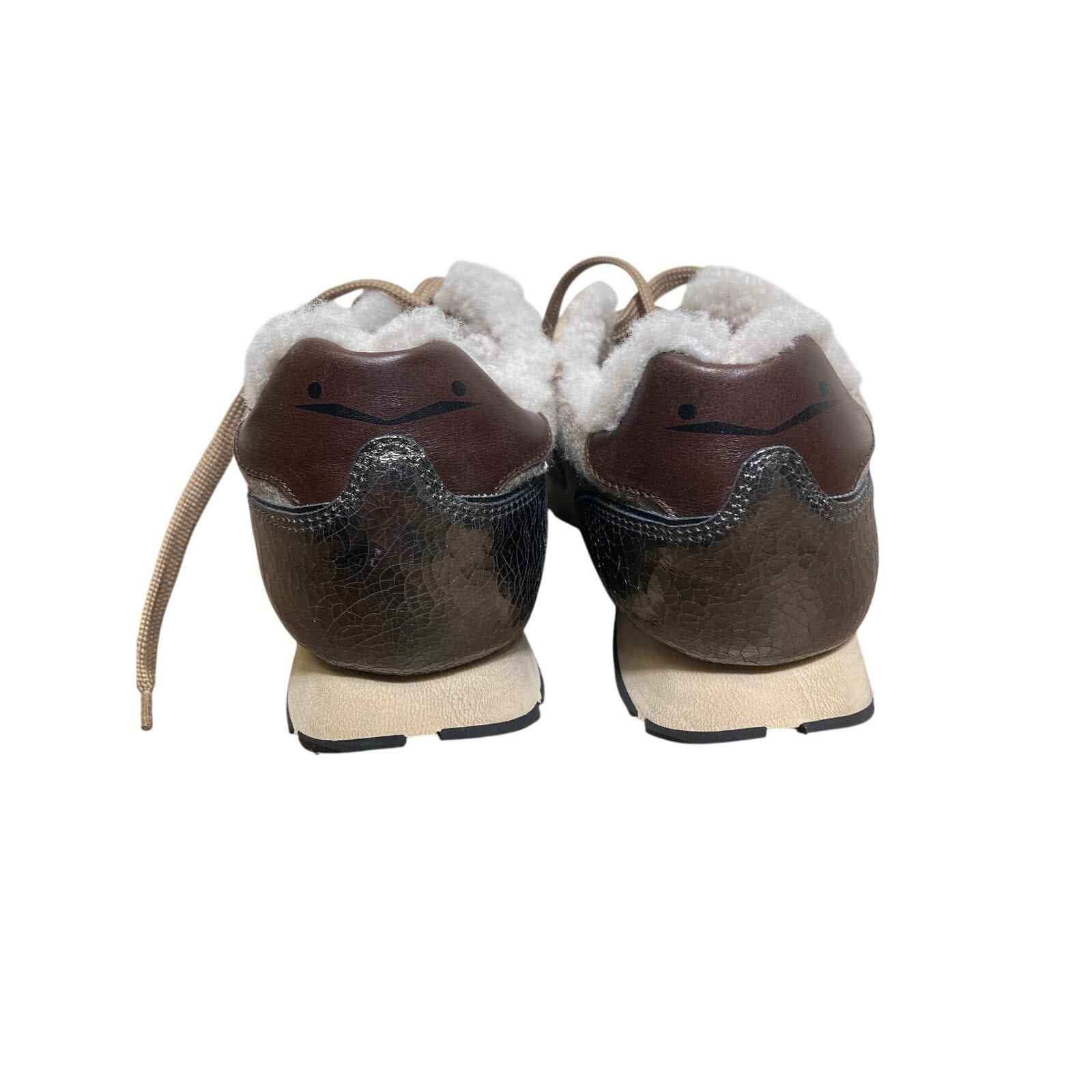 NWOB Voile Blanche Tan Lace Up Winter Sneaker Sz 38