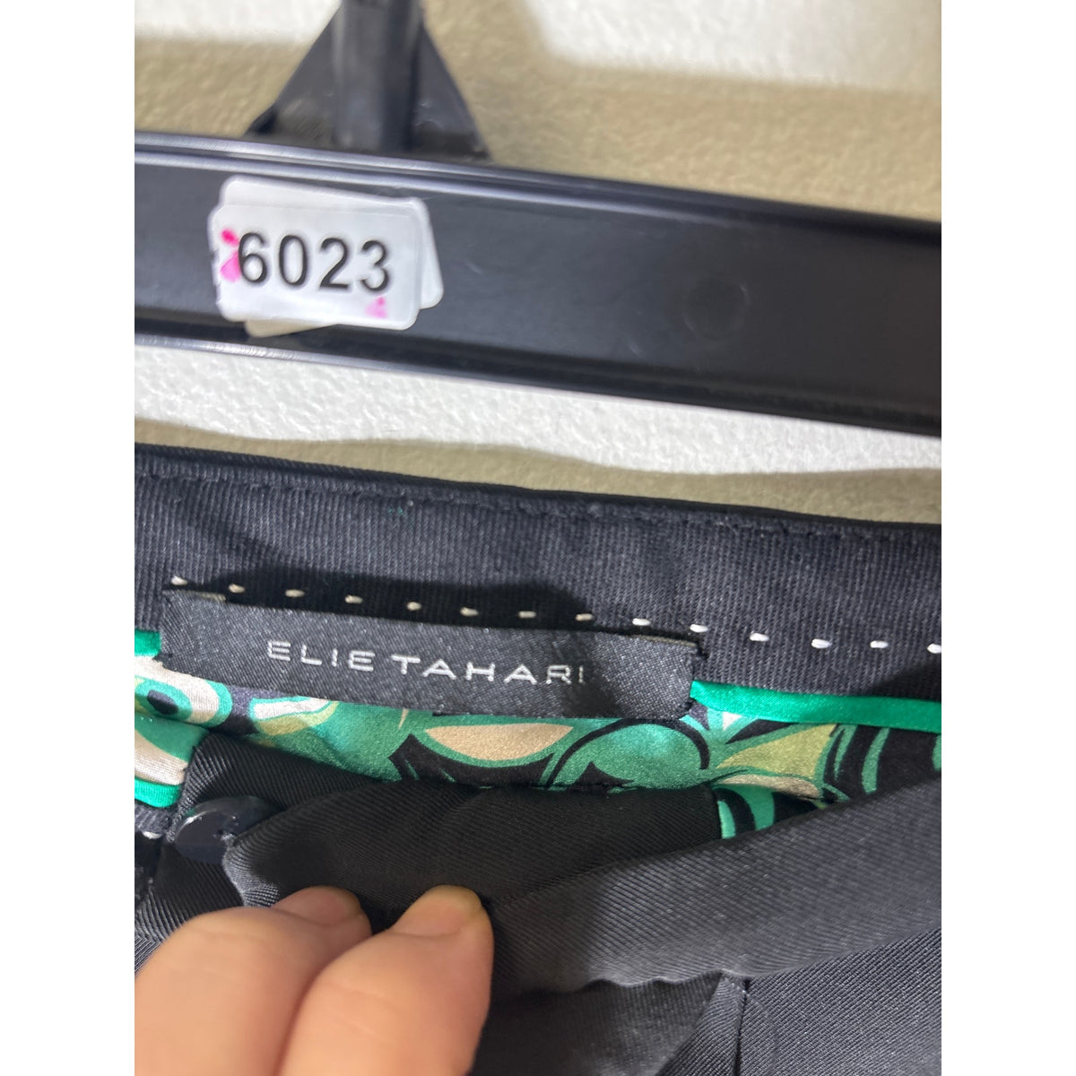 Elie Tahari Black Stitch Pants Sz Tag Removed - fits like a 10