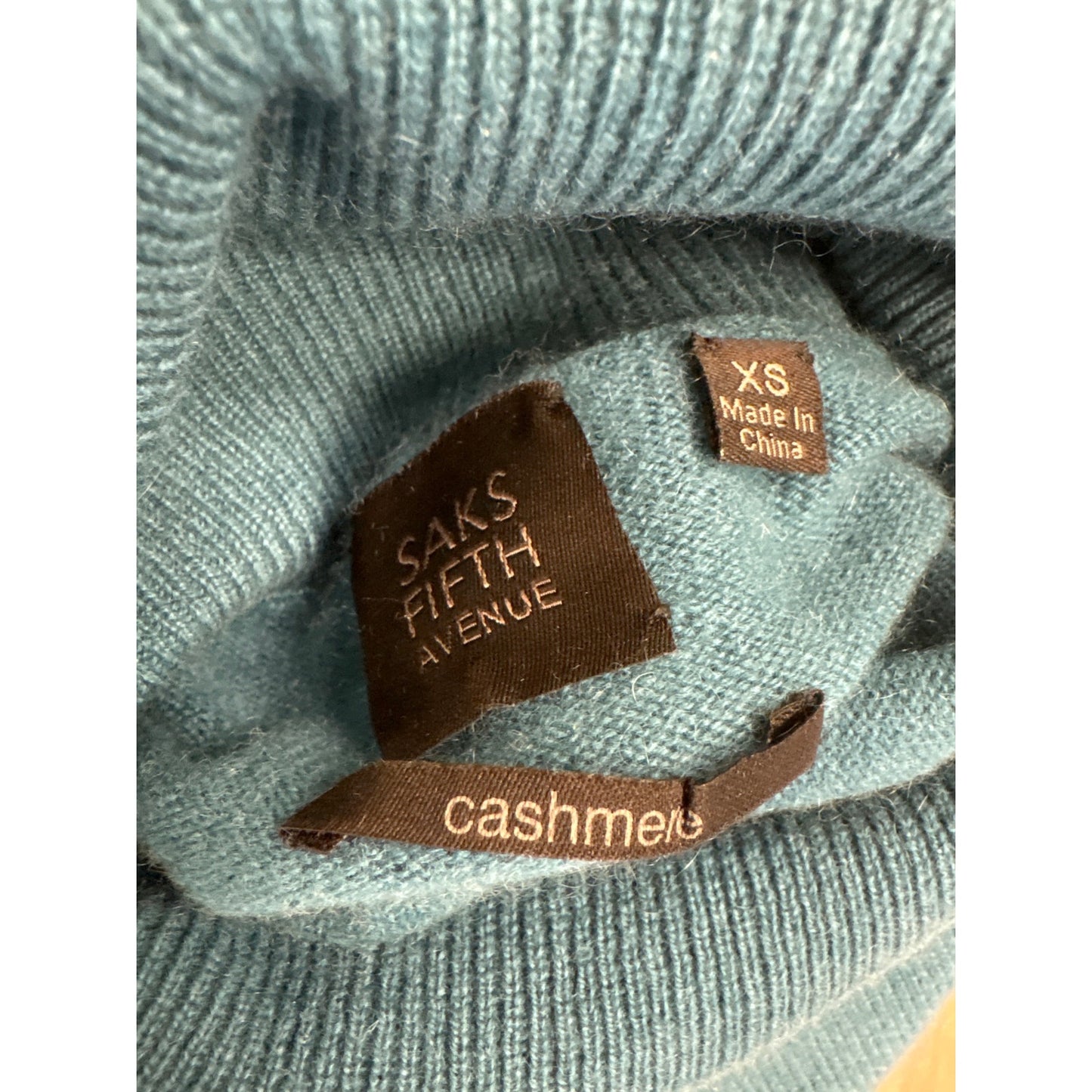 Saks Fifth Avenue Teal Cashmere Turtleneck Sweater Sz xs