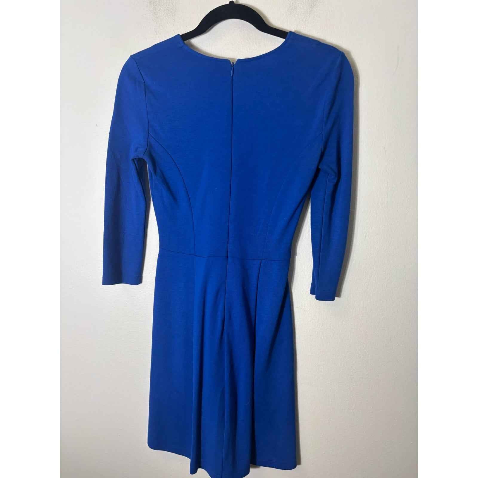 French Connection Classic Long Sleeve Knee Length Dress Sz 2