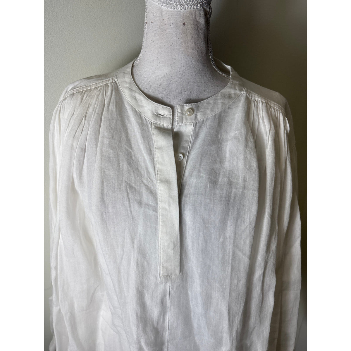 Rohe White Swing Top Sz 38