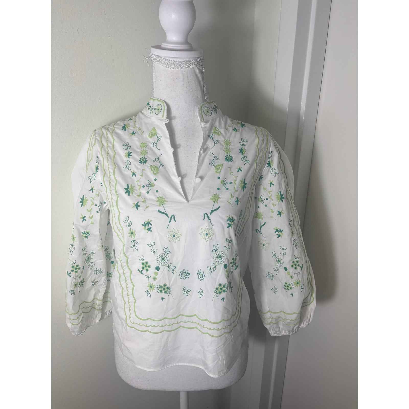 Hyacinth House Crisp Floral Embroidery Long Puff Sleeve Cotton Top Sz XXS
