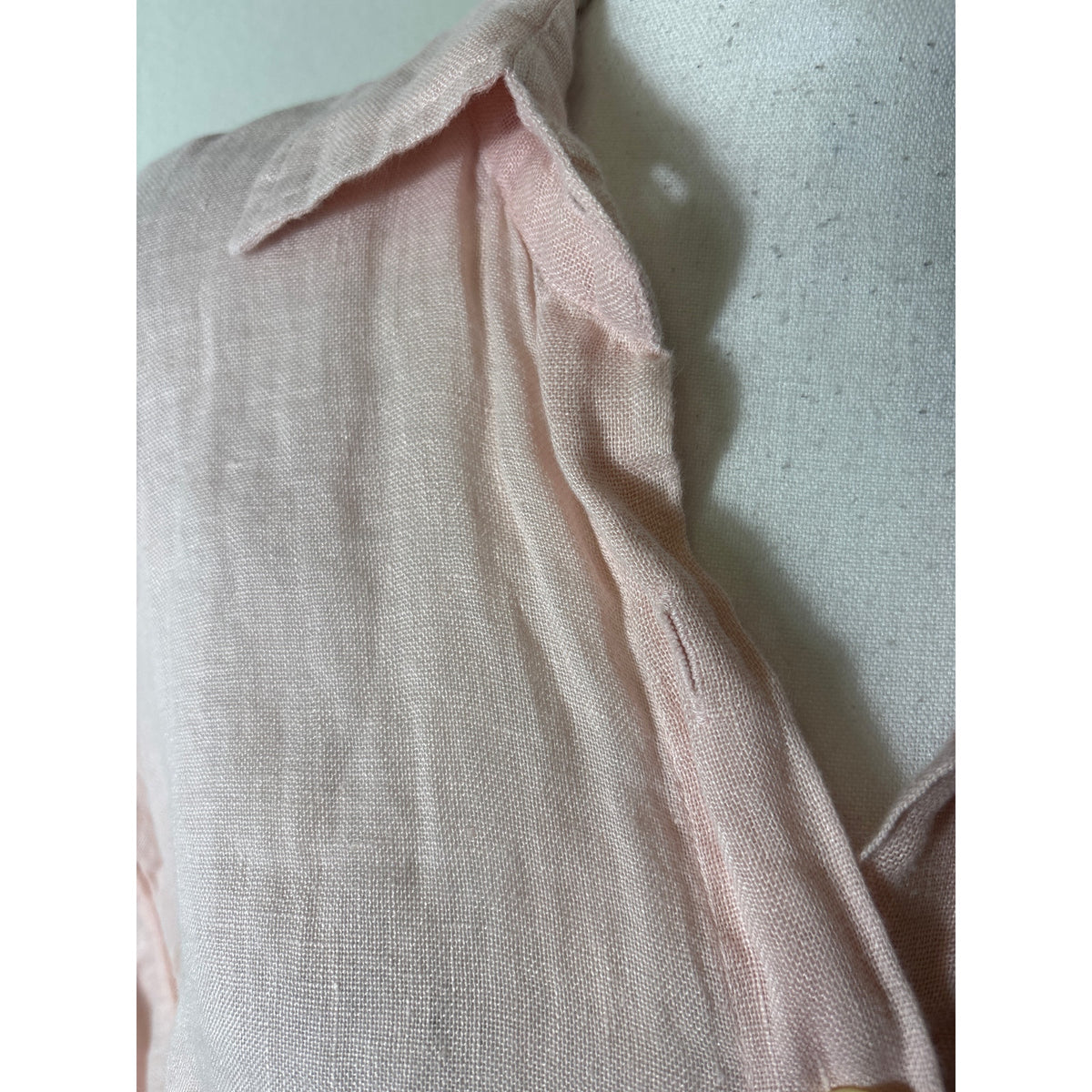 Vitamin A Pink Long Sleeve Gauzy Linen Button Up Shirt Sz S