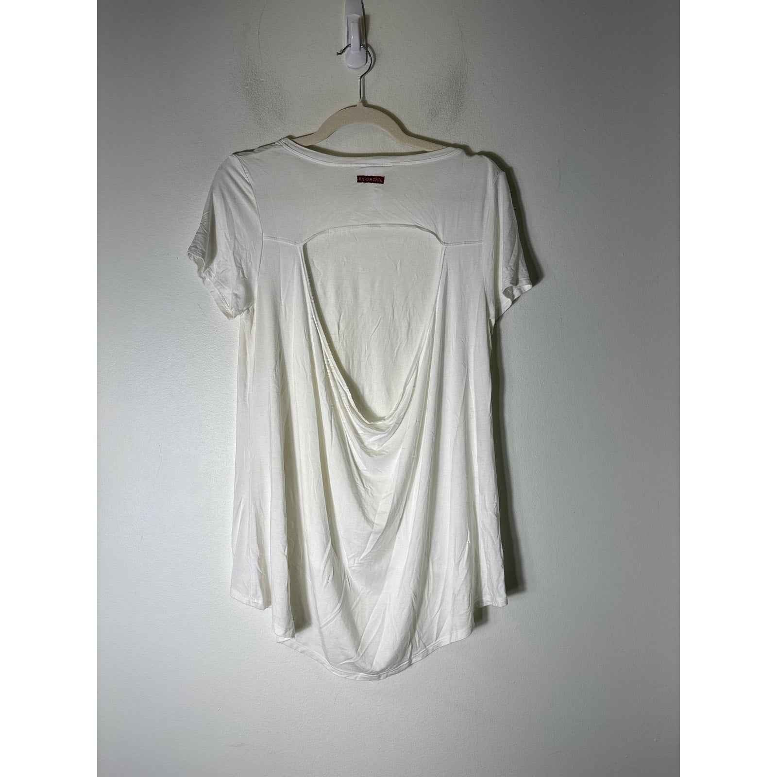 Hard Tail White Short Sleeve Open Back Athletic Top Sz M