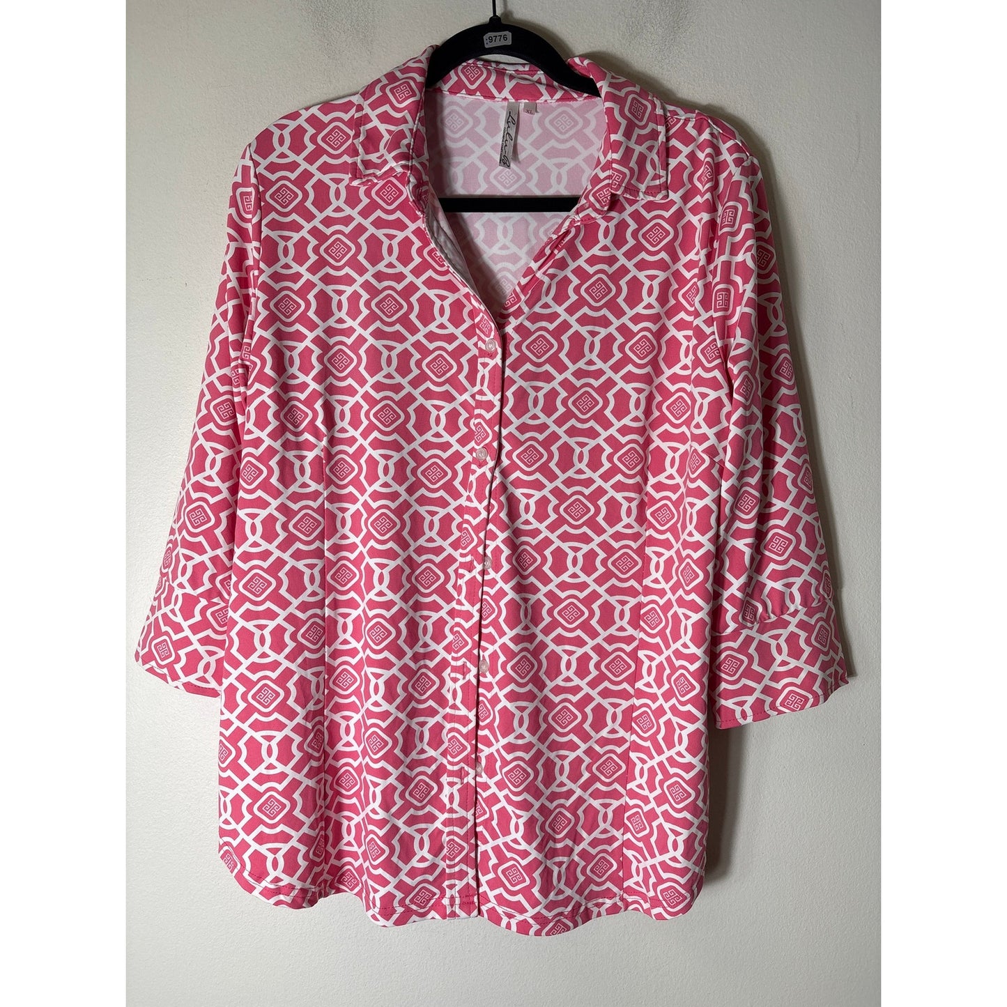Lulu B Pink and White Button Up Shirt Sz XL