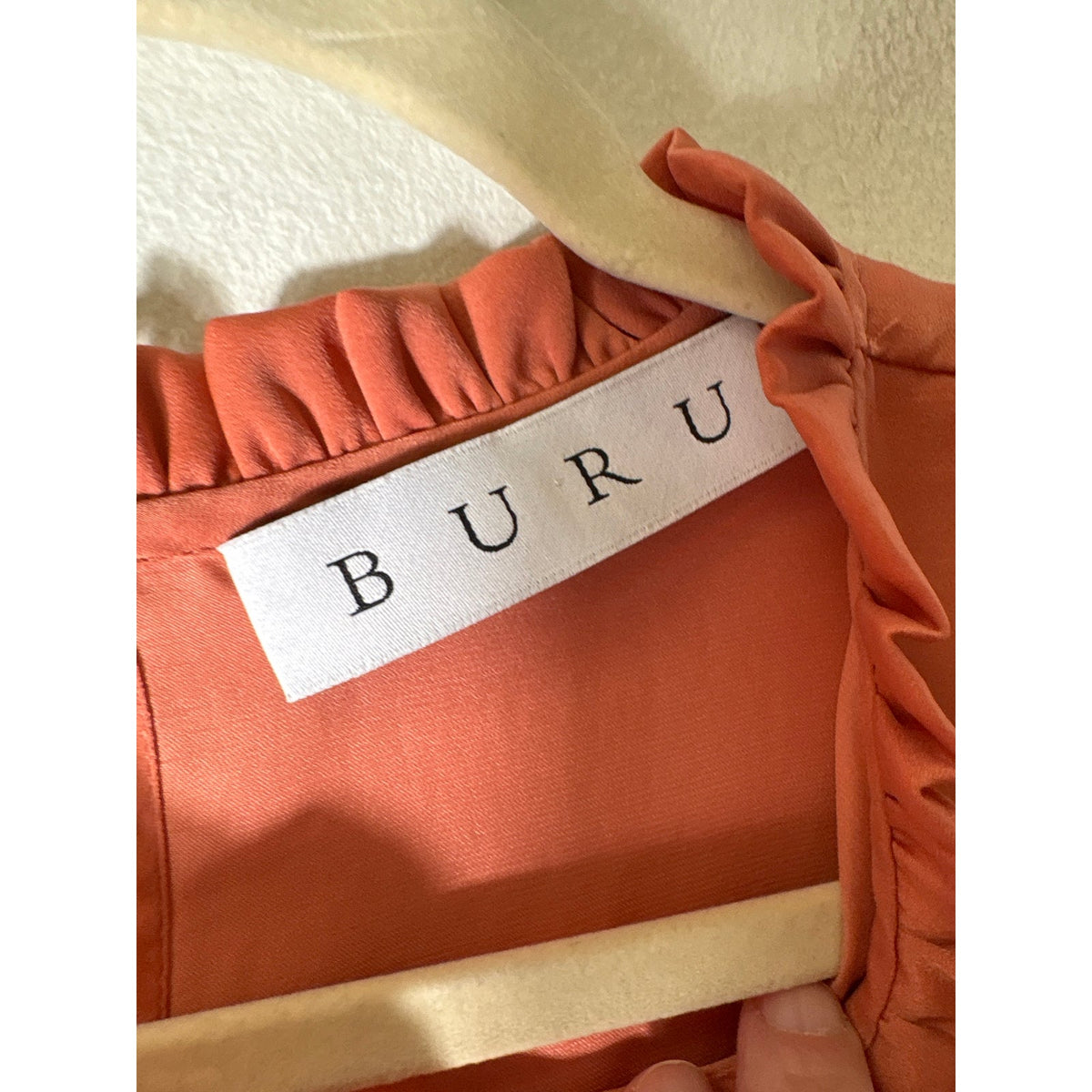 Buru Muted Orange Long Smocked Sleeve Top Sz L