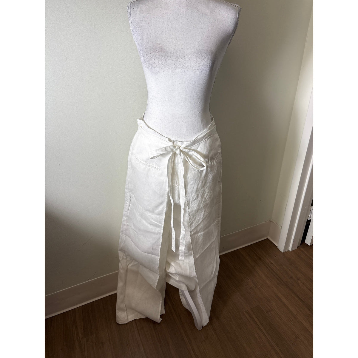 Eleh White Linen Wrap & Tie Front Pants Sz 42
