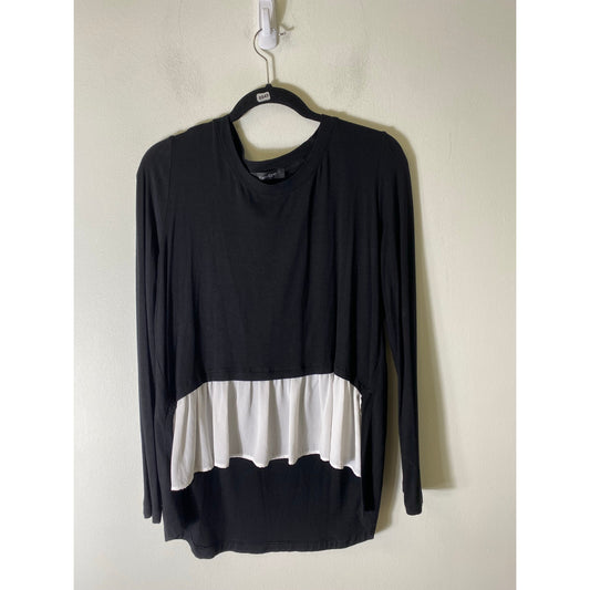 Karen Kane Black Knit Top W White front ruffle sz m