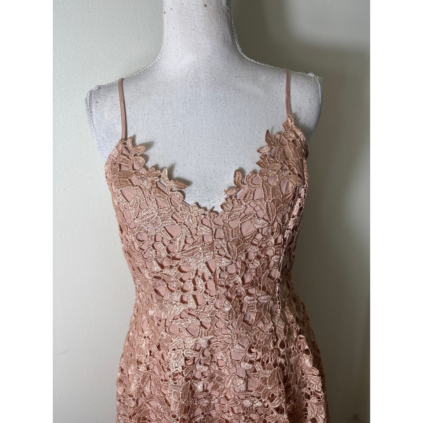 NWT Astr The Label Rose Gold Foil Cocktail Dress Sz L