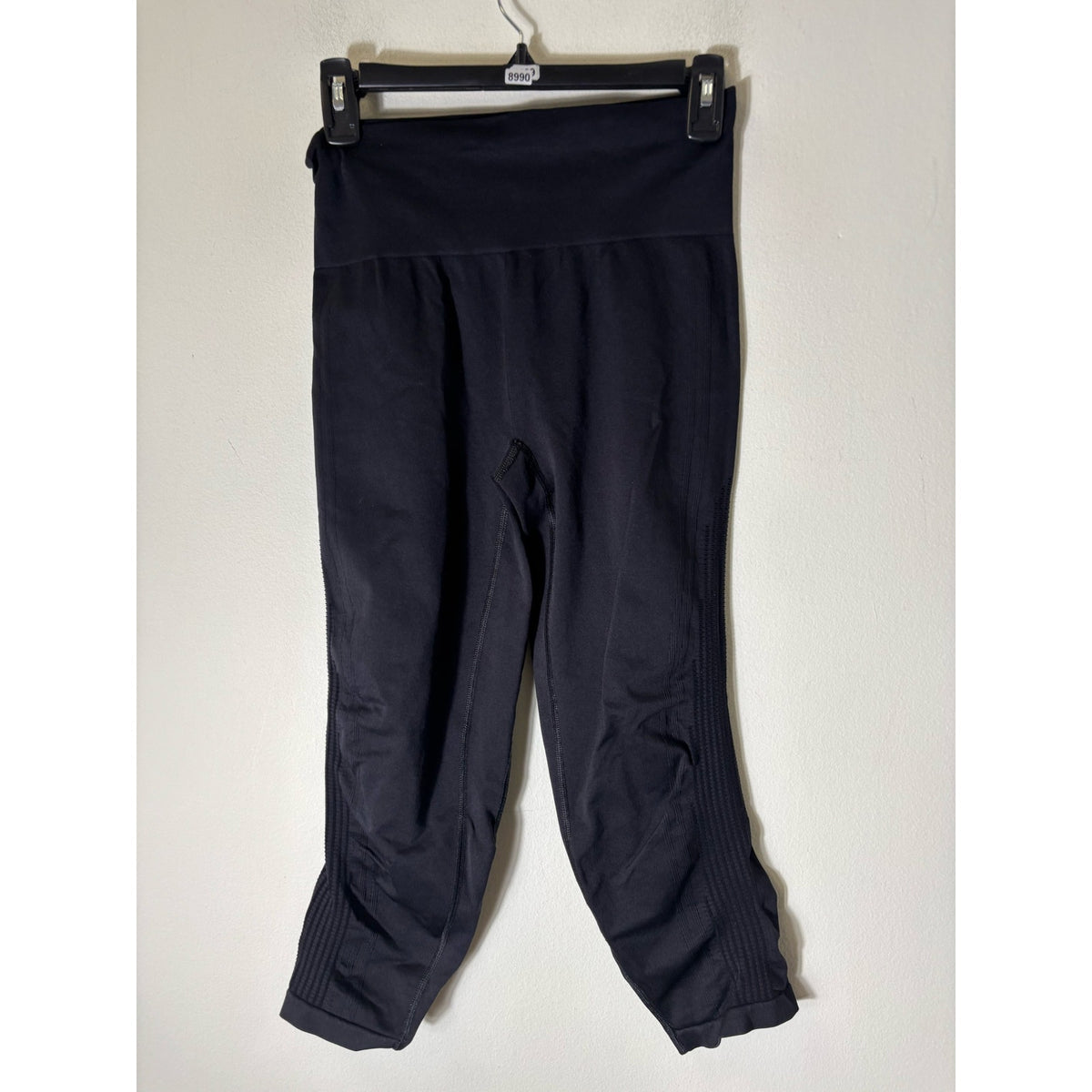 No Brand High Waist Black Capri Leggings