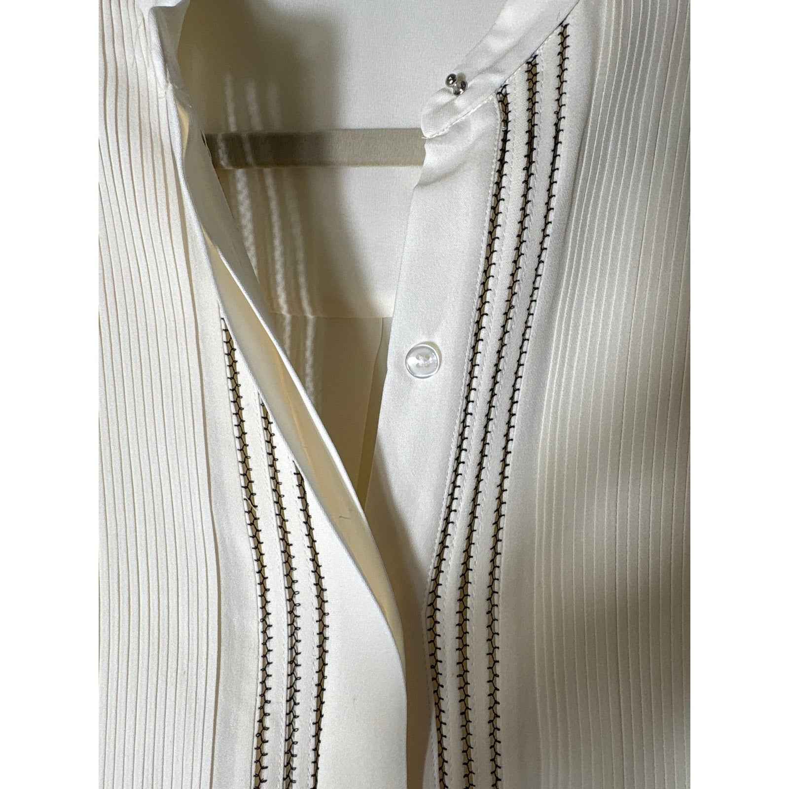 Elie Tahari Cream and Black Pleated Long Sleeve Silk Tunic Sz XS