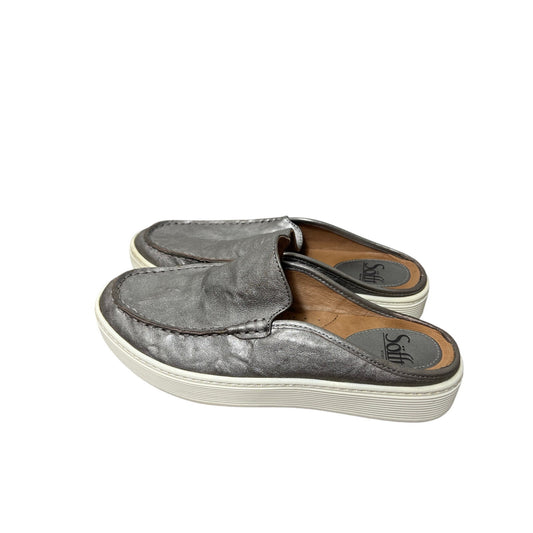 Sofft Metallic Silver Loafer Sneaker Slides Sz 8