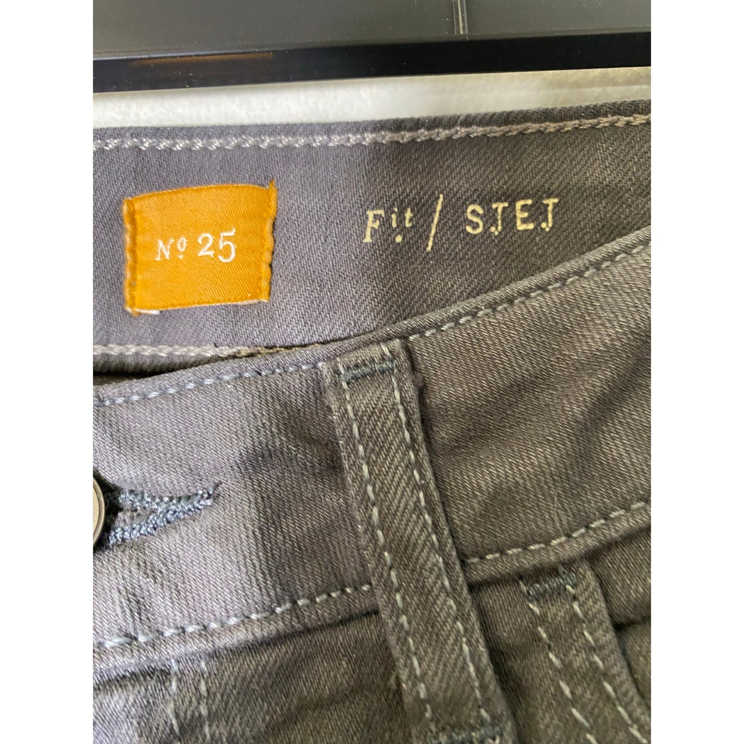 Pilcro Coal (Gray) Denim Sz 25