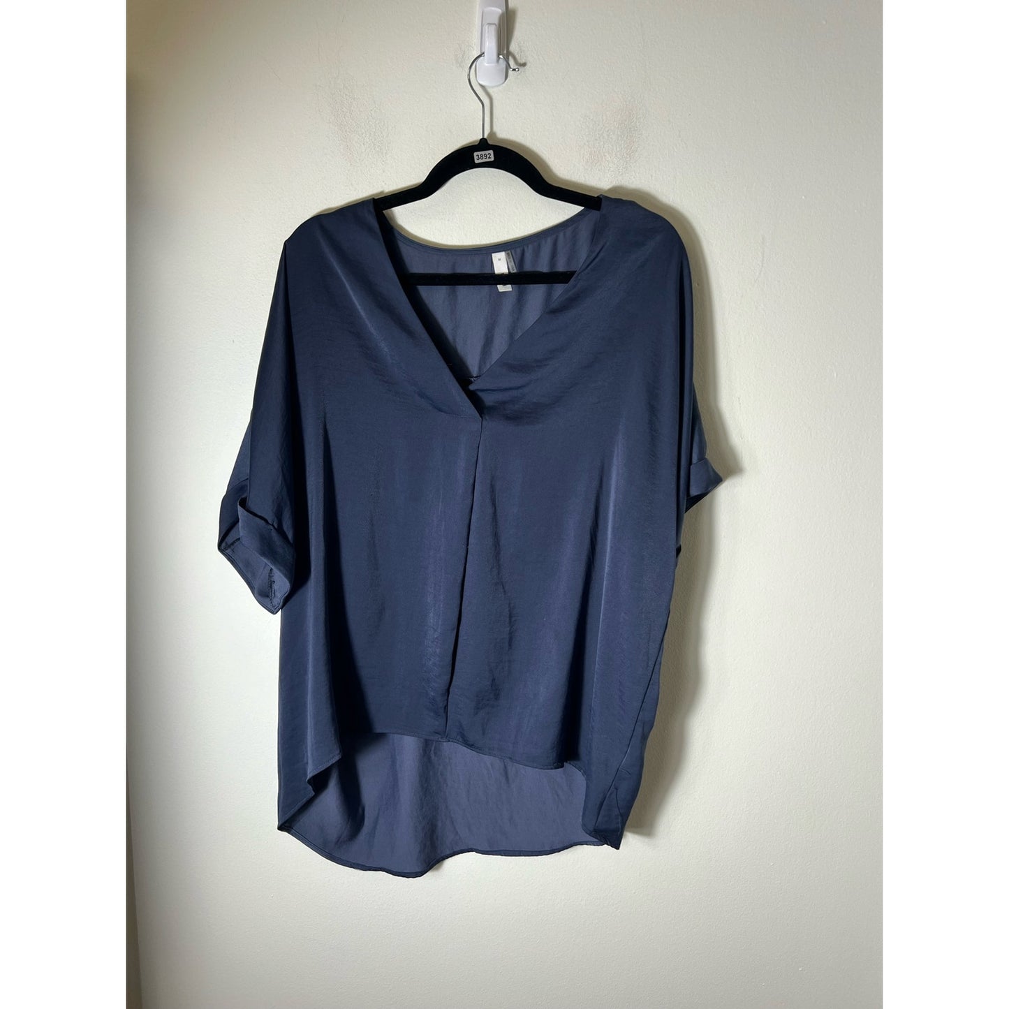Glam Dark Blue Short Sleeve V-Neck High Low Tunic Sz M