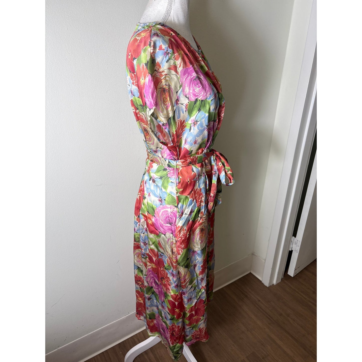 Frances Valentine Silky Pink and Green Floral Cap Sleeve Midi Belted Dress Sz S