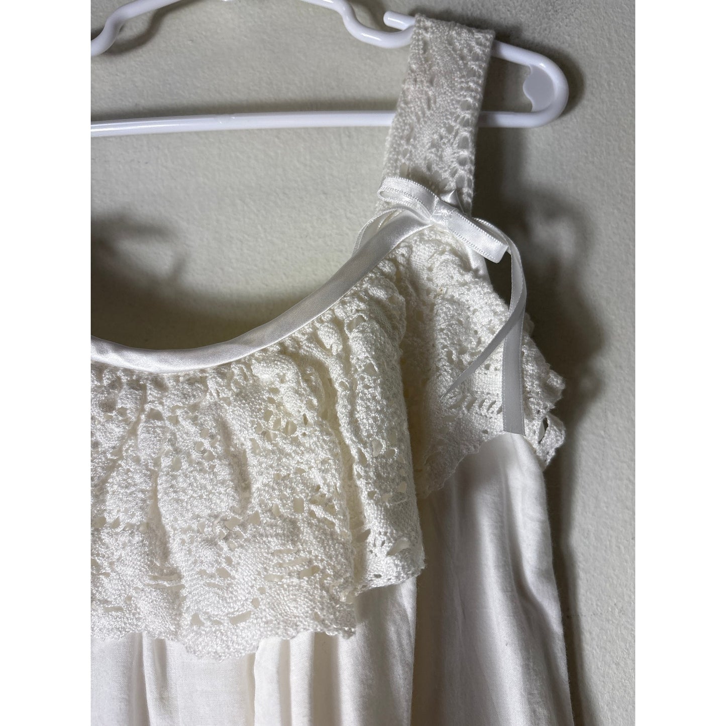 Girls Vintage Bella Luna White Sleeveles Cotton Dress With Crochet Lace Collar