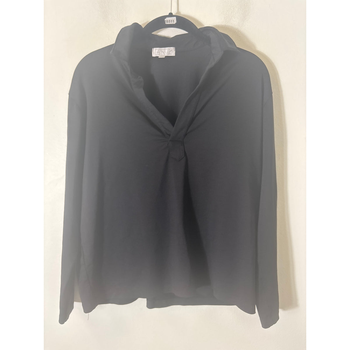 A'Nue Black V Neck Collared Long Sleeve Pullover Top Sz s/m