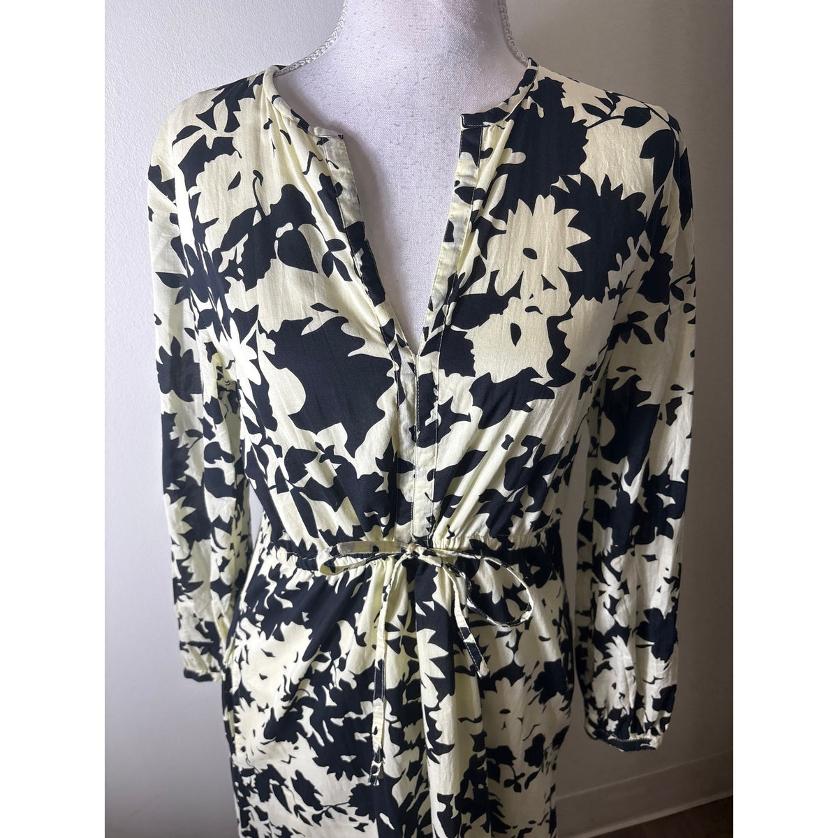 Olivia James Black Off White Long Sleeve V-Neck Maxi Dress Sz M